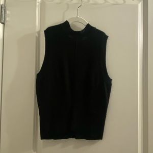 Cropped black sweater. Club Monaco.